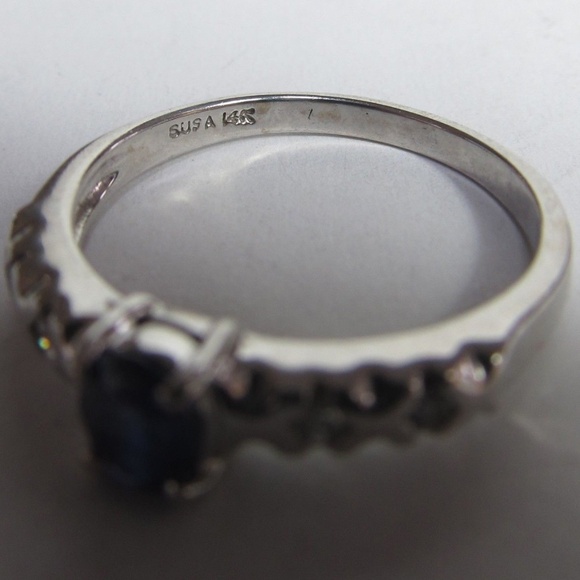 LADIES 14K WHITE GOLD NATURAL BLUE SAPPHIRE AND DIAMOND RING - Picture 2 of 5